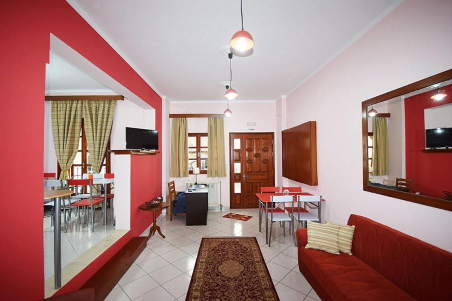 Sfaragoulias Inn Kalavryta Bagian luar foto