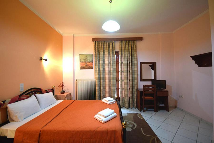 Sfaragoulias Inn Kalavryta Bagian luar foto